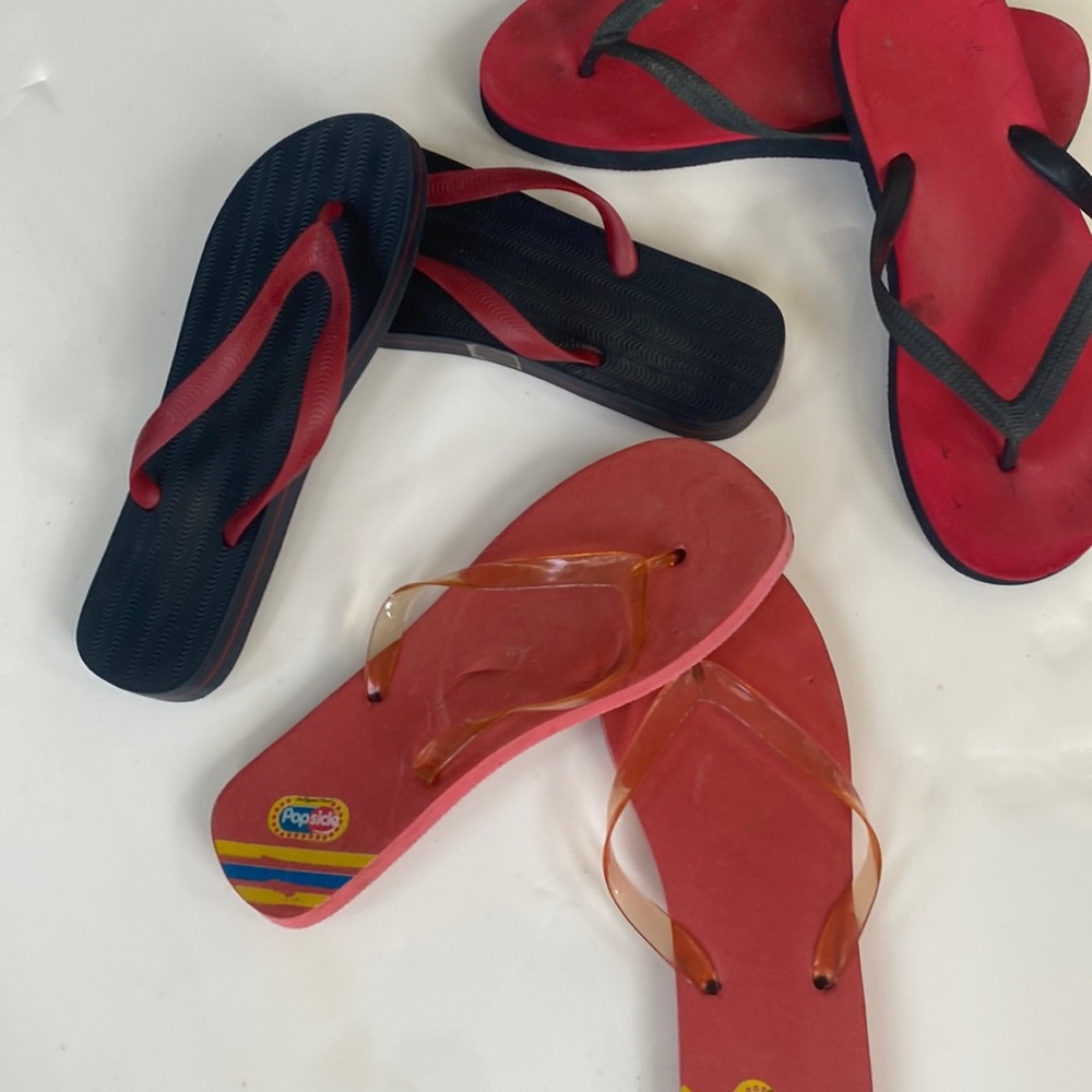 ALl THREE PAIRS flip flops with thicker base size 12 for $8